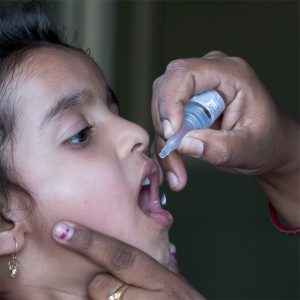 Administering polio vaccine