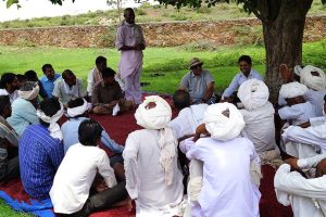 Jay Sehgal Interacting with the farmers